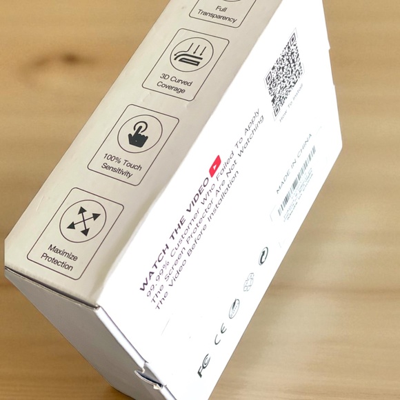 Apple iWatch 44 MM 3D Curved Tempered Glass New Clear Protection Film - Picture 2 of 3